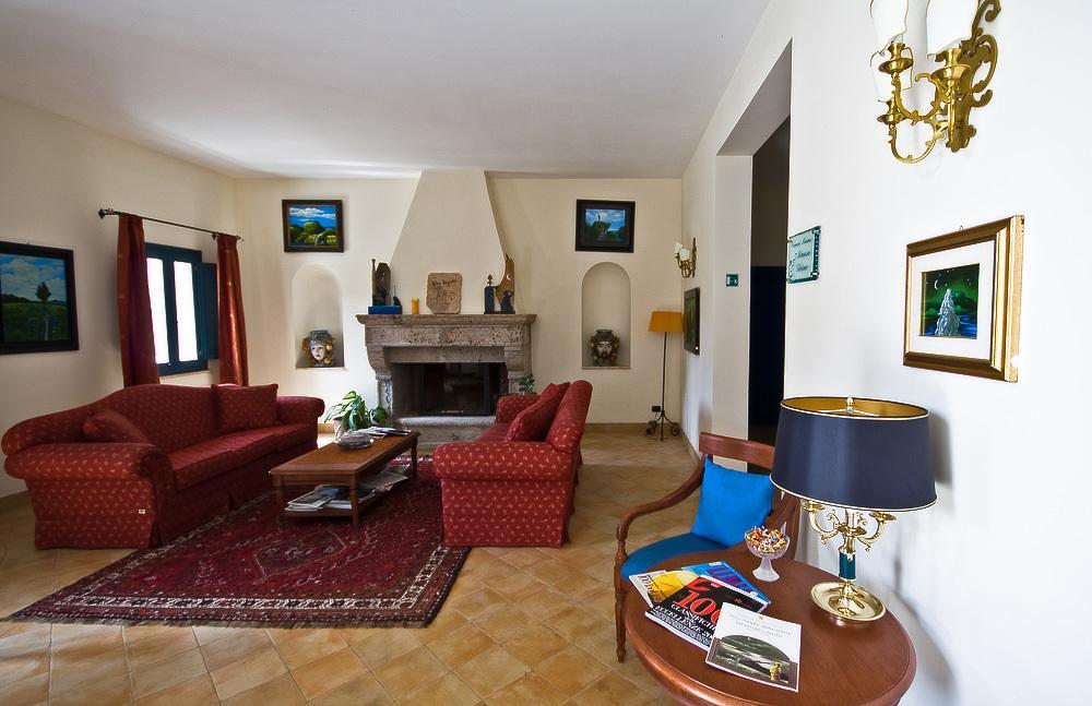 Hotel Relais Angimbe กาลาตาฟีมี ภายนอก รูปภาพ