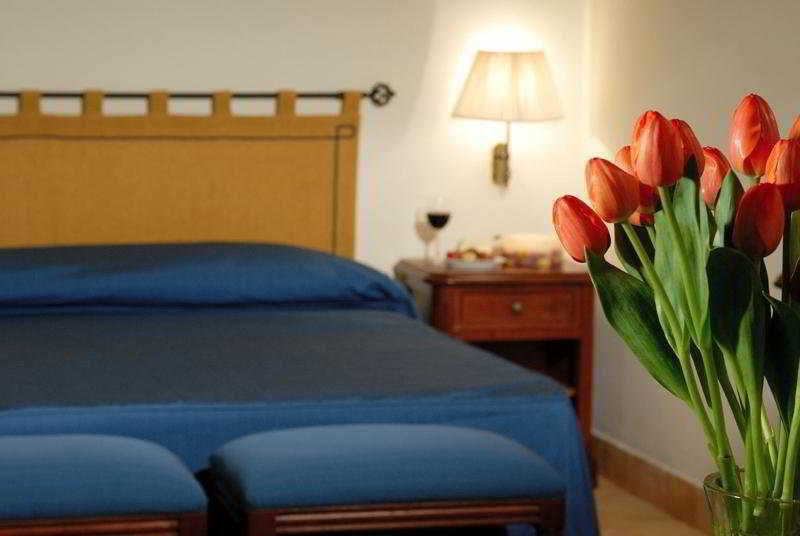 Hotel Relais Angimbe กาลาตาฟีมี ภายนอก รูปภาพ